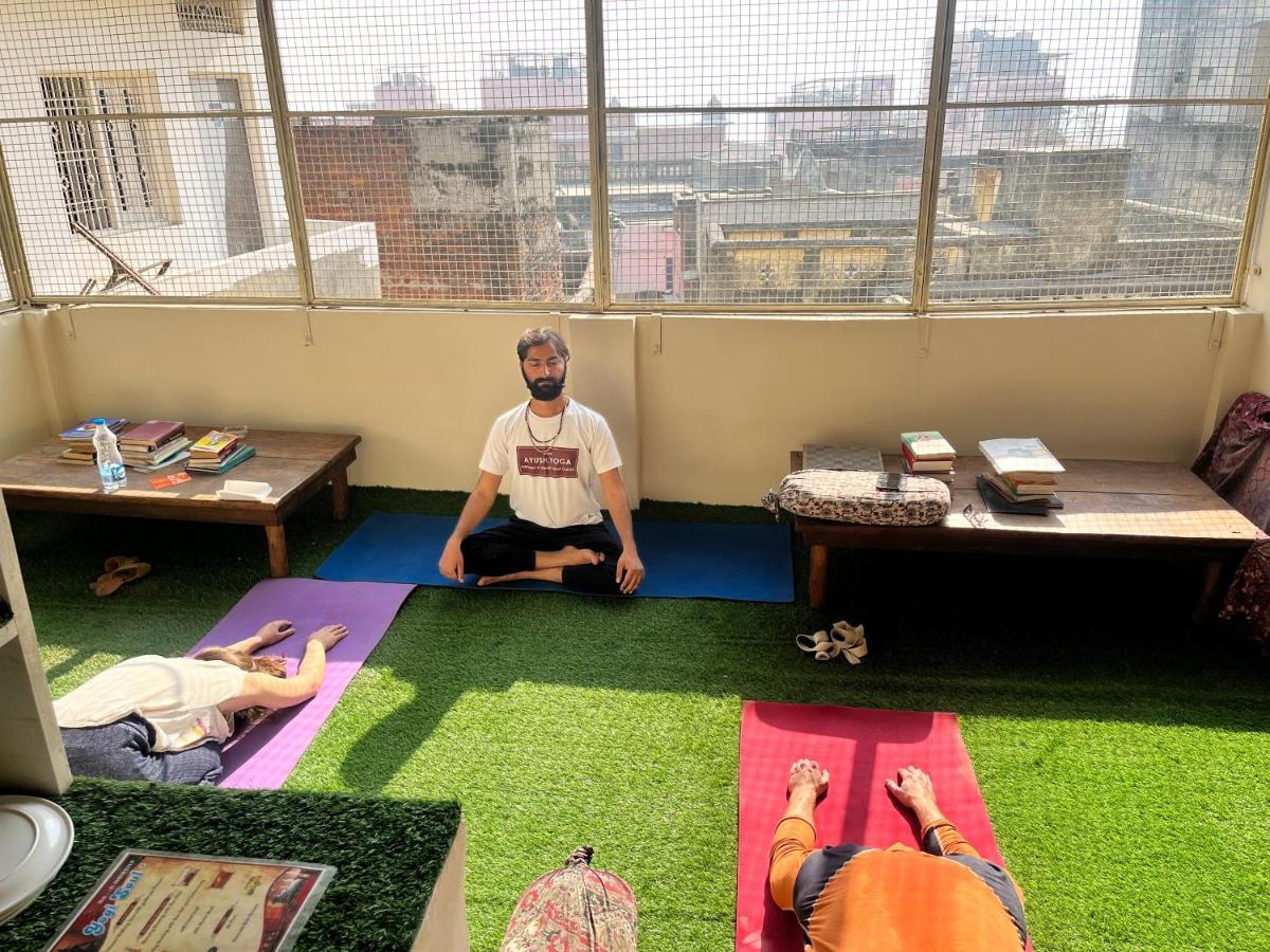 מלון ורנאסי Yogi Soul מראה חיצוני תמונה
